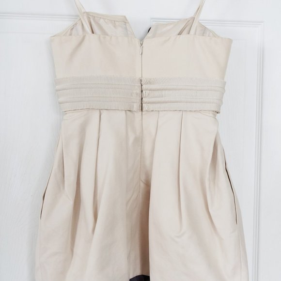 BCBG Max Azria Runway - Picture 3 of 5